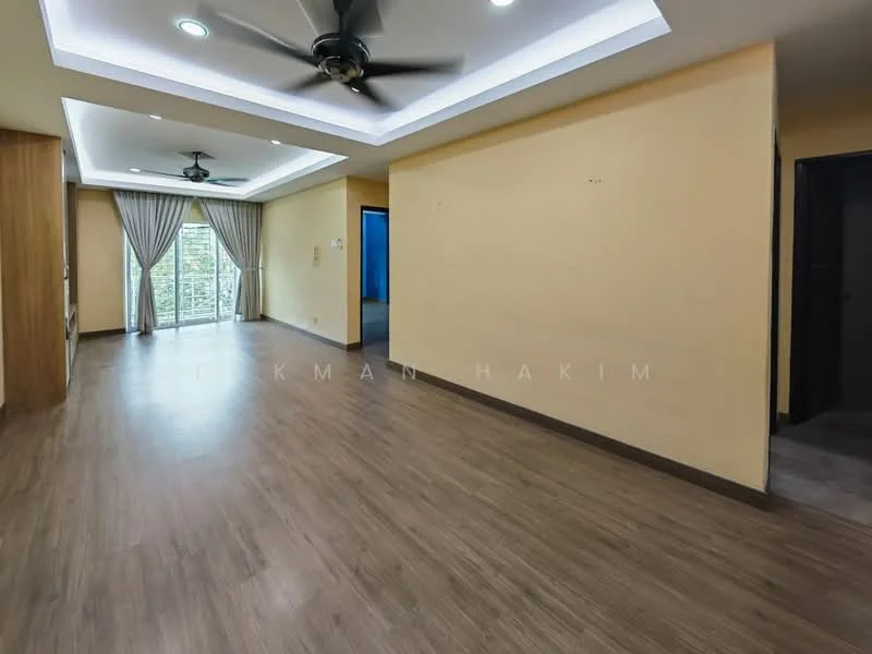 Living features: laminate flooring, cream painted walls, tray ceiling with recessed lighting, 5-blade ceiling fan, floor-to-ceiling windows with sheer curtains, sliding glass door leading to balcony, open layout, natural light from windows; style: modern; view: garden.