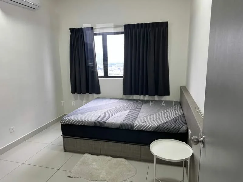 Bedroom features: queen-size bed, grey bedspread, black curtains, floor-to-ceiling window, white walls, tile flooring, 1 wall-mounted split AC, nightstand, area rug; style: modern; view: city.
