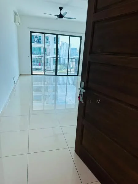 Room features: white painted walls, glossy tile flooring, 5-blade ceiling fan, floor-to-ceiling windows, city skyline view, sliding glass door, air conditioning unit; style: modern; view: city.