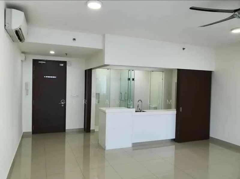 Room features: white painted walls, glossy floor tiles, recessed downlights, 5-blade ceiling fan, wall-mounted split AC, open kitchen layout, glass shower enclosure, single-bowl stainless-steel sink, chrome pull-down faucet, cabinetry under sink, double wooden doors, entrance door with peephole; style: modern.