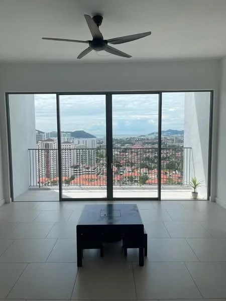Living features: floor-to-ceiling windows, sliding glass door, 5-blade ceiling fan, light-colored tiled flooring, black coffee table, balcony view, city skyline view, mountain view, decorative plant; style: modern; view: city.