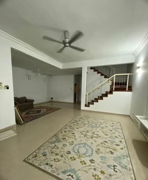 Living features: cream painted walls, polished tile flooring, 5-blade ceiling fan, recessed downlights, area rug with floral pattern, sofa in brown fabric, staircase with wooden steps, wall-mounted AC unit; style: modern.