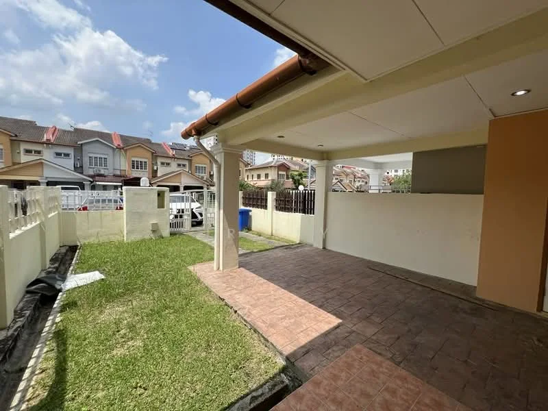 Exterior type: linked terrace house; features: manicured lawn, paved walkway, covered patio area, exposed brick wall, gated entry, surrounded by residential houses, roof overhang, outdoor lighting; style: modern.