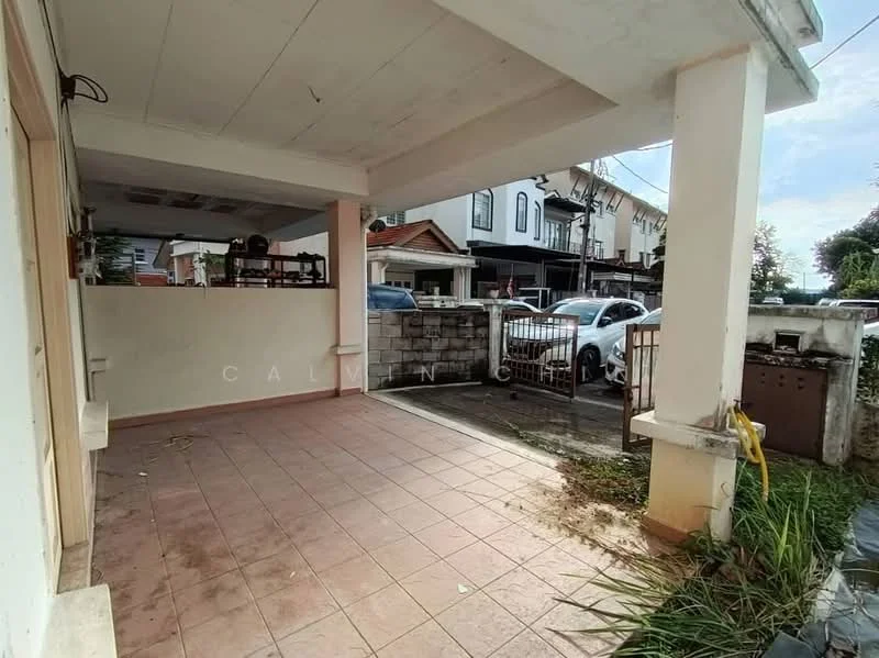 Exterior type: linked terrace house; features: paved flooring, covered porch area, surrounding wall, driveway, garden area with grass, visible parked cars, adjacent residential buildings; style: modern.