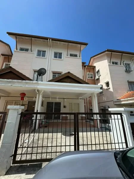 Exterior type: linked terrace house; features: two-storey building, white painted facade, wooden eaves, sliding windows, front porch area, fenced front yard, satellite dish on roof, air conditioning units visible, red tiled roof, manicured lawn, driveway, gated entry; style: modern.