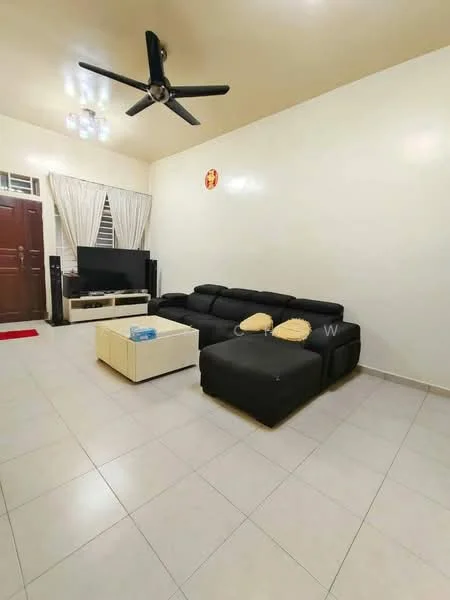 Living features: black leather sectional sofa, white coffee table, wall-mounted TV, floor-to-ceiling curtains, light-colored walls, recessed ceiling lights, 5-blade ceiling fan, ceramic tile flooring, decorative wall art, TV console; style: modern.