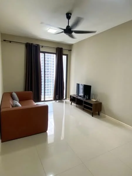 Living features: 3-seater fabric sofa in brown, floor-to-ceiling windows, curtains in dark brown, wall-mounted TV, TV console in wood, recessed ceiling lights, ceiling fan with light, glossy tile flooring, neutral painted walls; style: modern; view: city.