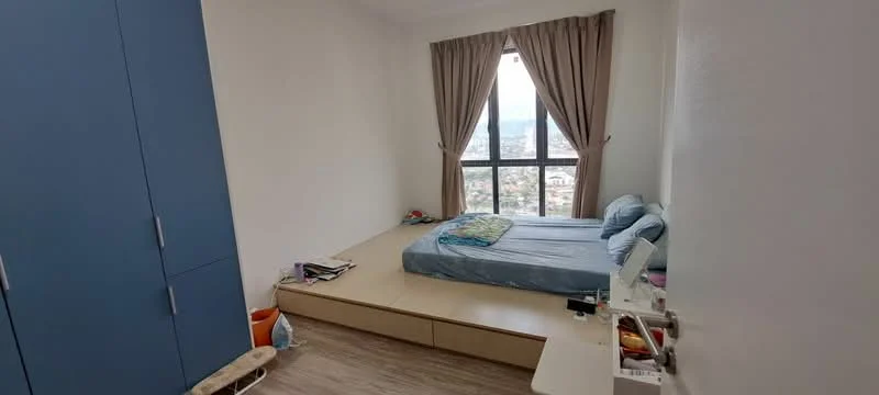 Bedroom features: queen-size bed, light blue bedding, wooden platform bed frame, floor-to-ceiling window, curtains in beige, built-in wardrobe in blue, wooden flooring, decorative wall with white paint; style: modern; view: city.
