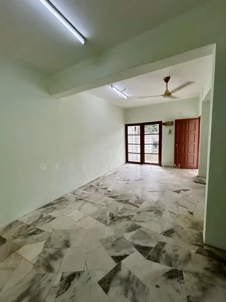 Living features: marble flooring, white painted walls, ceiling fan, sliding glass door, floor-to-ceiling windows, natural light, open layout, access to outdoor space.