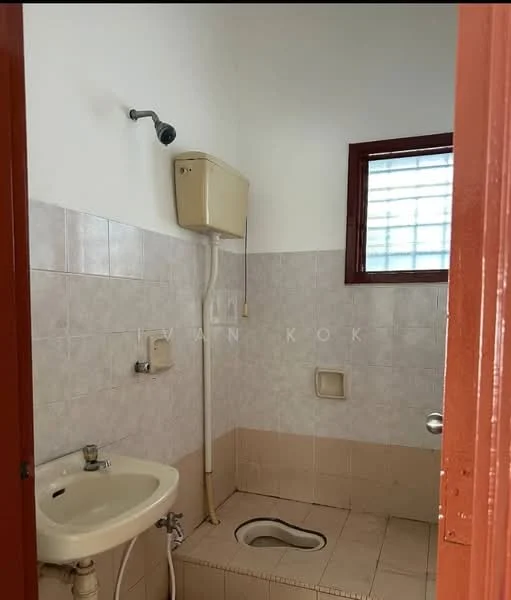 Usj 12, Subang Jaya — view 2 of 5 — for Sale