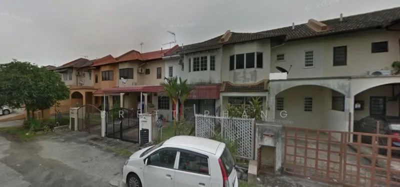 Exterior type: linked terrace house; features: two-storey houses, cream painted facade, red tiled roofs, front yard with low fence, driveway with parked car, mature trees in front yard, balconies on upper floors, windows with grilles, visible air conditioning units, gated entrance; style: modern.