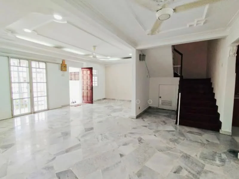 Living features: marble flooring, white painted walls, tray ceiling, recessed downlights, 5-blade ceiling fan, floor-to-ceiling windows, double-door entry, staircase leading to upper floor, air conditioning unit, open layout; style: modern.