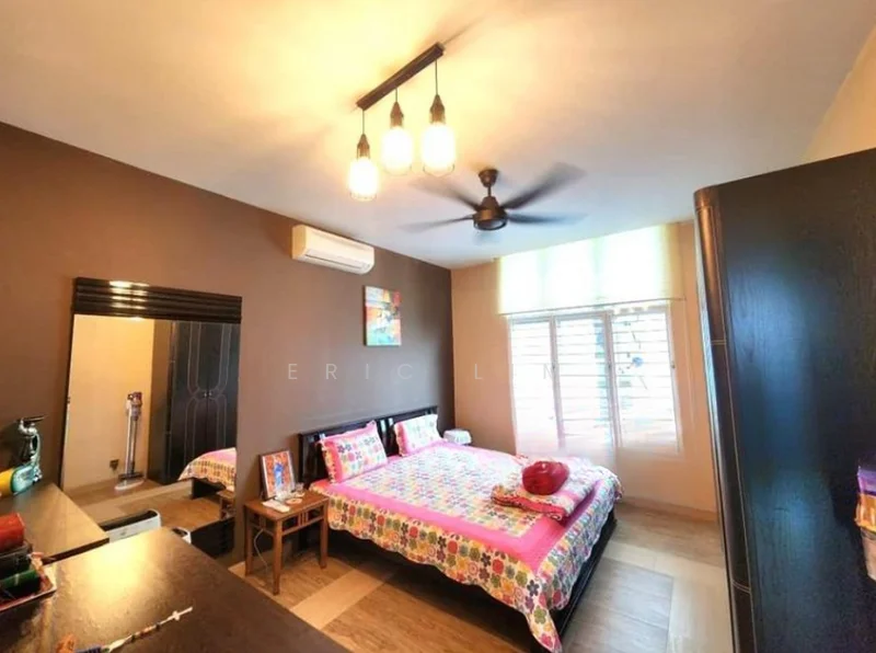 Bedroom features: king-size bed with colorful bedding, wooden flooring, 3-blade ceiling fan, wall-mounted air conditioning unit, window with horizontal slats, decorative wall art, nightstand with lamp, dressing table with mirror, built-in wardrobe with dark finish; style: modern.