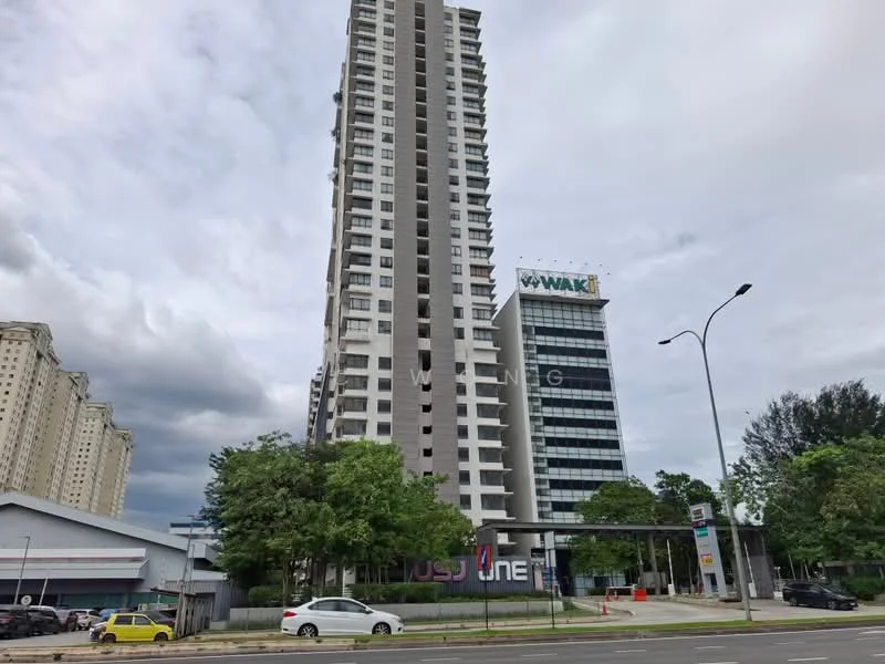 Exterior type: high-rise condominium; features: glass curtain wall, white painted facade, recessed balconies, approximately 20-storey high-rise, surrounded by mature greenery, adjacent to highway; style: modern.