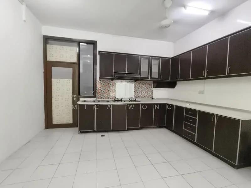 Kitchen features: dark wood cabinetry, white countertop, stainless-steel gas hob, built-in oven, tiled backsplash with mosaic pattern, double-bowl stainless-steel sink, window with frosted glass, ceiling fan, white tiled flooring, light fixtures on ceiling; style: modern.