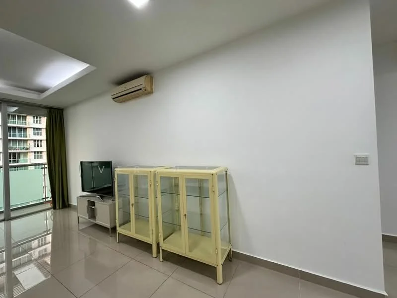 Living features: white painted walls, glossy tile flooring, 5-blade ceiling fan with light, floor-to-ceiling windows, green curtains, TV console, glass display cabinets, air conditioning unit; style: modern.