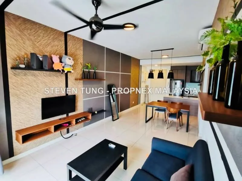 Living features: 3-seater fabric sofa in navy blue, wooden coffee table, wall-mounted TV, TV console with storage, decorative wall with wood paneling, ceiling fan with light, large mirror, decorative plants in vases, open dining area with dining table, pendant lighting above dining table, white tiled flooring, neutral wall color; style: modern.