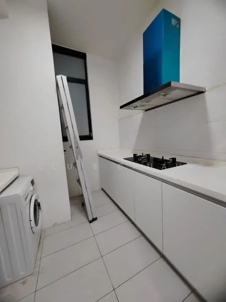 Kitchen features: white cabinetry, white countertop, built-in gas hob, blue kitchen hood, white tiled backsplash, white walls, white floor tiles, freestanding washing machine; style: modern.