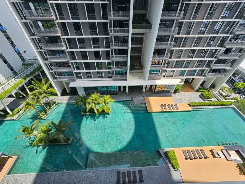 Exterior type: high-rise condominium; features: infinity pool, pool deck with loungers, tropical landscaping with palm trees, manicured lawn, stone-paved walkway, balconies on upper floors, glass curtain wall facade, surrounded by greenery; style: modern.