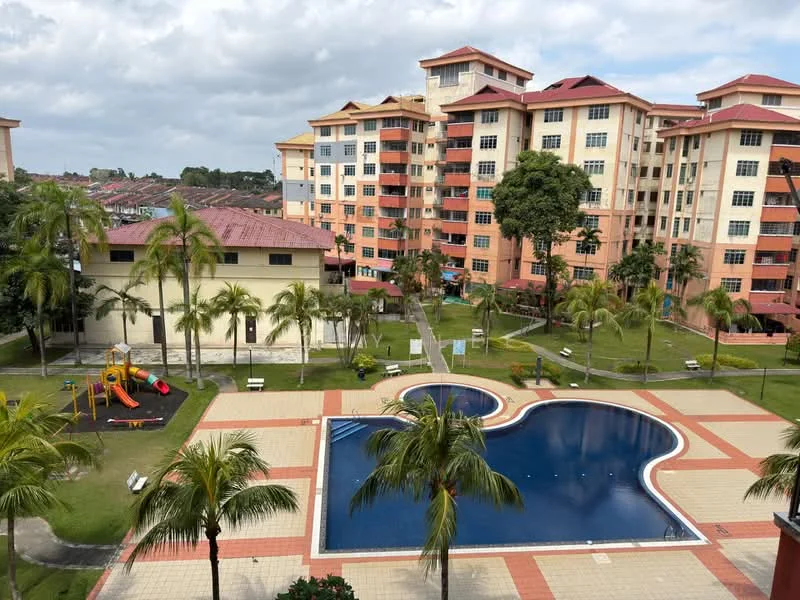 Exterior type: low-rise apartment block; features: swimming pool with unique shape, children's playground with slides and swings, manicured lawn, palm trees, landscape garden, multiple-storey residential building, red tiled roof, balconies on upper floors; style: modern.