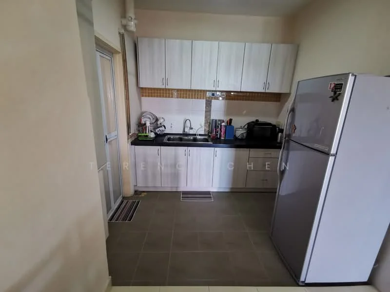 Villa Park, Taman Bukit Serdang, Seri Kembangan — view 1 of 5 in Taman Bukit Serdang — for Sale