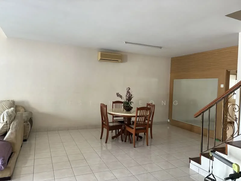 Living features: cream painted walls, white tiled flooring, 1 wall-mounted split AC, dining table with 4 wooden chairs, sofa in beige fabric, decorative mirror, staircase with wooden railing; style: modern.