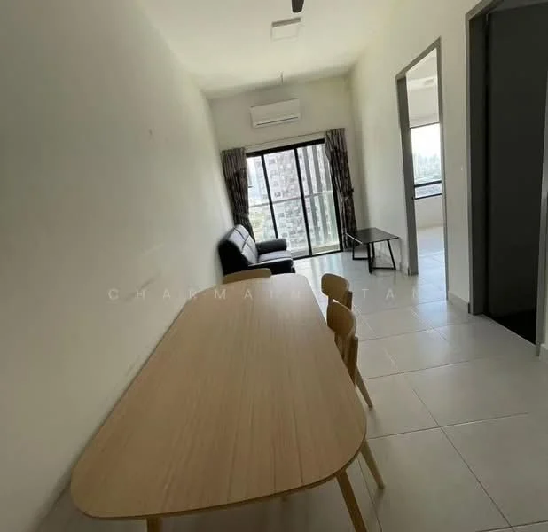 Living features: 3-seater black leather sofa, wooden dining table, 4 wooden chairs, floor-to-ceiling windows, curtains, light-colored tiled flooring, ceiling fan, air conditioning unit; style: modern; view: city.