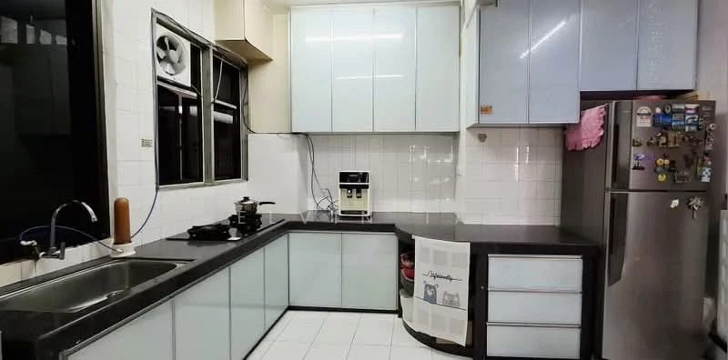 Kitchen features: single-bowl stainless-steel sink, chrome pull-down faucet, black granite countertop, light blue flat-panel cabinets, built-in coffee machine, stainless-steel fridge, white tiled backsplash, white tiled flooring, wall-mounted split AC, gas stove, kitchen hood; style: modern.