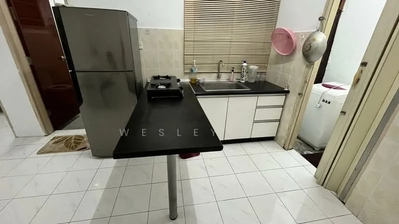 Kitchen features: black countertop, stainless-steel fridge, 2-burner gas hob, single-bowl stainless-steel sink, chrome pull-down faucet, white cabinetry, tile backsplash, white tiled flooring, window with blinds, washing machine, wall-mounted storage, kitchen island with seating; style: modern.