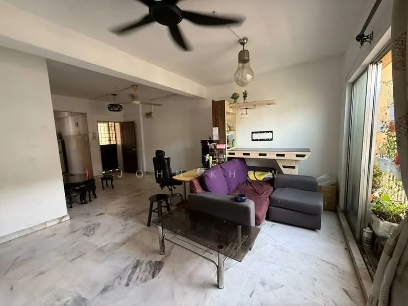 Living features: marble flooring, 5-blade ceiling fan, sofa in grey, coffee table, TV console, wall-mounted TV, large windows with garden view, decorative wall shelf, potted plants, open layout to kitchen, dining area visible in background; style: modern; view: garden.