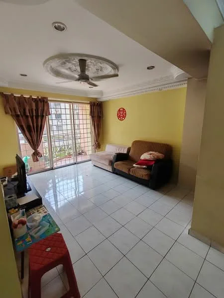 Living features: cream painted walls, white ceiling with decorative moulding, tile flooring, 5-blade ceiling fan, large sliding glass door, curtains in brown, sofa in beige, 2-seater fabric sofa, decorative wall art, coffee table, area rug; style: modern; view: garden.