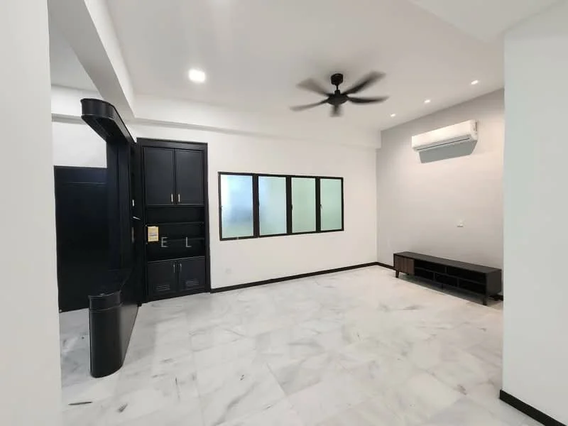 Living features: white painted walls, marble tile flooring, 5-blade ceiling fan, recessed downlights, black built-in cabinetry, floor-to-ceiling windows, wall-mounted air conditioning unit, TV console, black accent wall; style: modern.