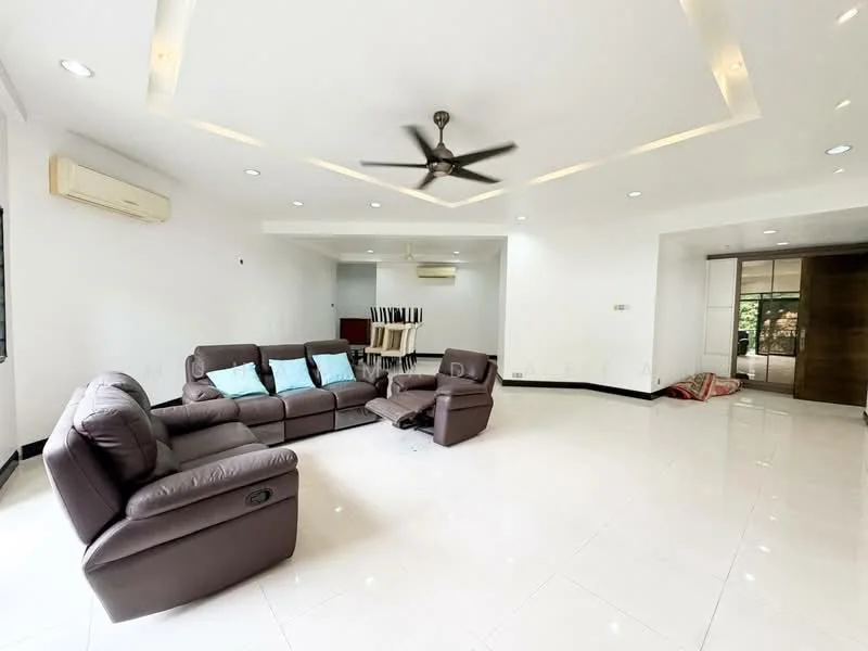Living features: 3-seater leather sofa in brown, 2-seater leather recliner sofa in brown, ceiling fan with light, recessed downlights, white painted walls, glossy white tile flooring, large windows, air conditioning unit, decorative ceiling with LED lighting; style: modern.