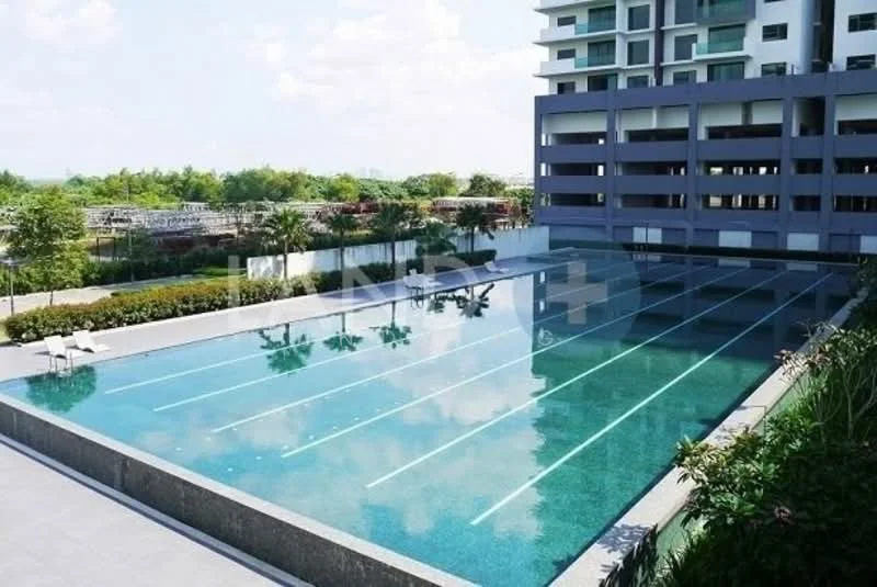 Exterior type: high-rise condominium; features: infinity pool, pool deck with loungers, landscaped garden, manicured lawn, surrounded by greenery, parking deck, modern architecture, multiple swimming lanes; style: modern.