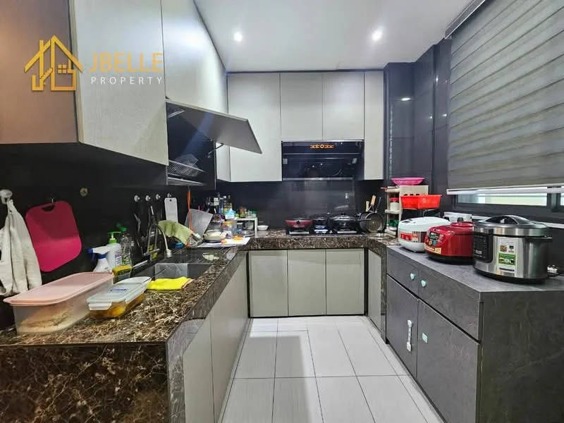 Kitchen features: grey cabinetry, black granite countertop, stainless-steel sink, built-in oven, 4-burner gas hob, exhaust hood, microwave, rice cooker, multiple storage containers, kitchen utensils, tile flooring, window with blinds, recessed lighting; style: modern.