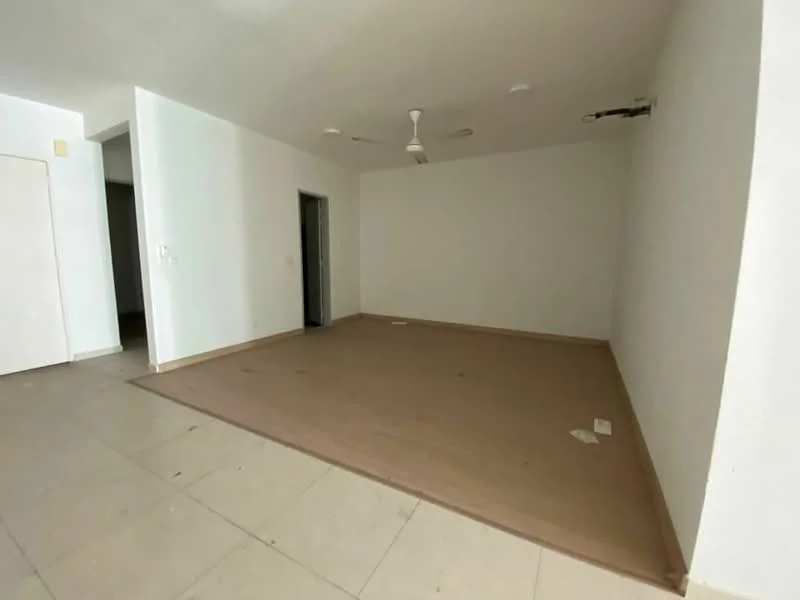 Room features: white painted walls, light wood flooring, ceiling fan, recessed ceiling lights, tile flooring, empty space; style: modern.