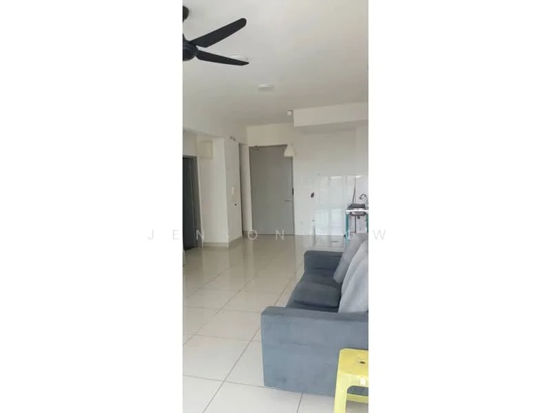 Living features: 3-seater fabric sofa in grey, ceiling fan, white painted walls, tile flooring, large windows, open layout, neutral decor, light-colored ceiling; style: modern.
