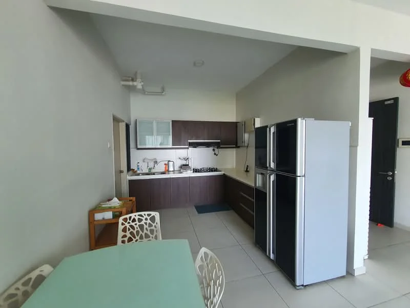 Kitchen features: brown wooden cabinetry, white countertop, stainless-steel sink, chrome pull-down faucet, 4-burner gas hob, built-in oven, stainless-steel side-by-side fridge, tile flooring, white painted walls, window with view, kitchen island, dining table with chairs; style: modern.