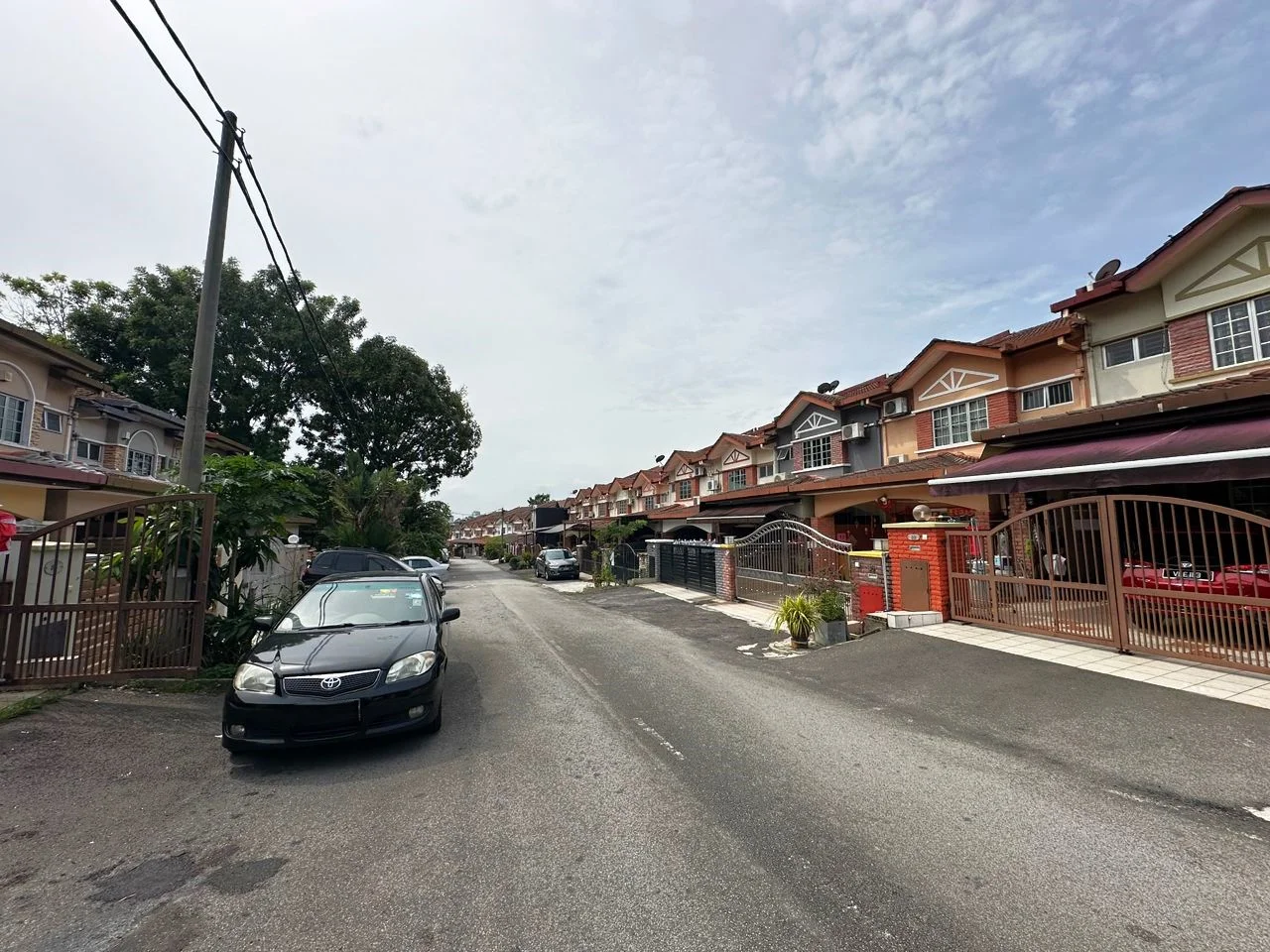 2 Storey House near UTAR Taman Suria Bandar Sungai Long (Best Deal)