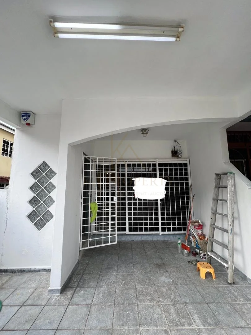 Freehold Double Storey Terrace at Taman Sri Gombak, Batu Caves