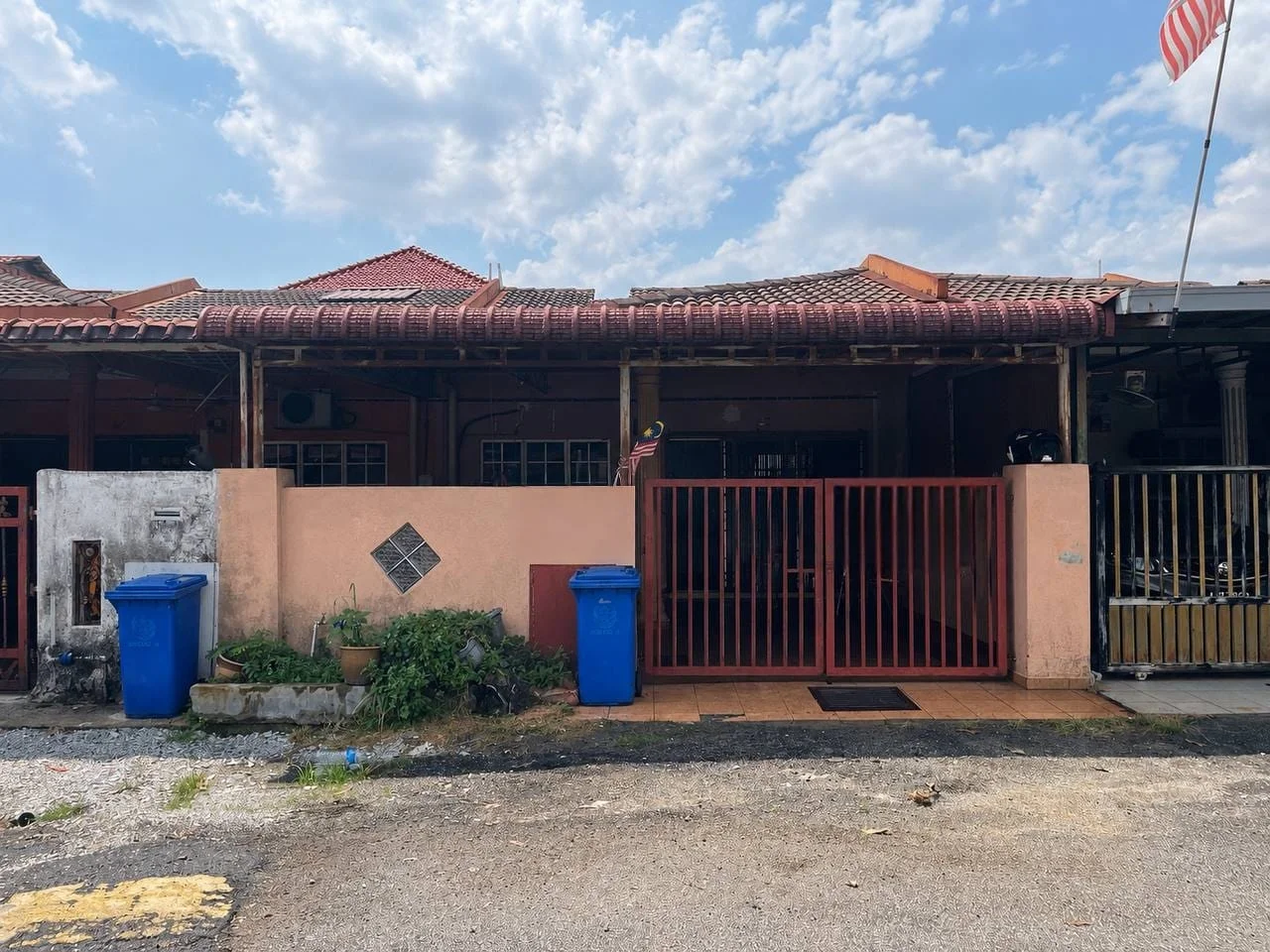 RUMAH 2 TINGKAT BUKIT NAGA | 3 BILIK | FREEHOLD | RM378K