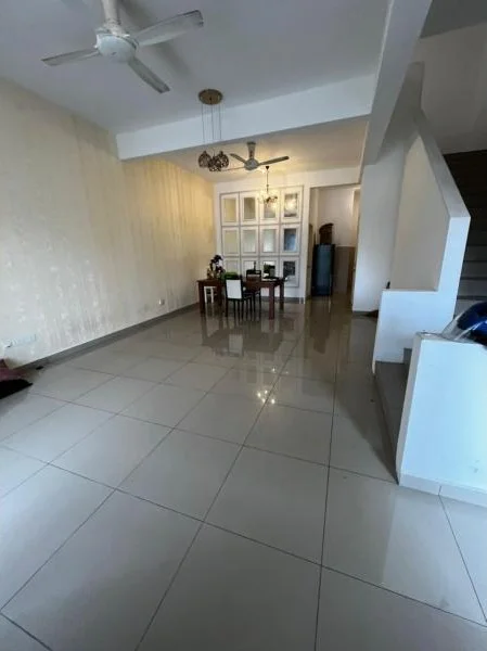 Rumah Teres 2 Tingkat Taman Indah KLIA Sepang