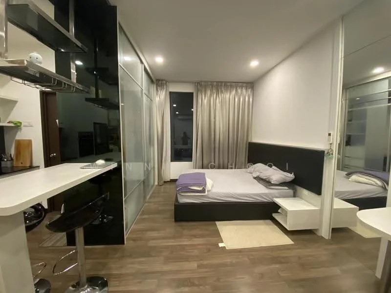 Room features: queen-size bed, upholstered headboard, floor-to-ceiling windows, sheer curtains, wooden flooring, white walls, built-in wardrobe with mirrored doors, bar counter with stools, kitchenette with black cabinetry, recessed downlights; style: modern; view: city.