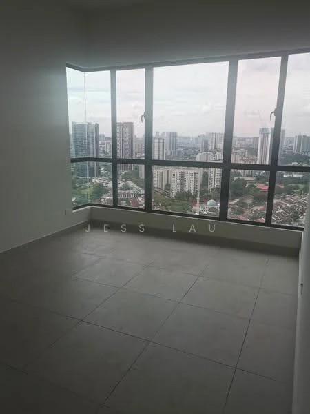 Room features: floor-to-ceiling windows, grey tiled flooring, plain white walls, city skyline view; style: modern; view: city.
