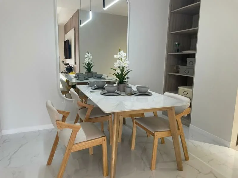 Dining features: marble dining table, 4 dining chairs with wooden legs, decorative white flowers in vase, large mirror on wall, light-colored walls, recessed ceiling lights, wooden shelving unit, ceramic dinnerware, grey tableware, minimalist decor; style: modern.